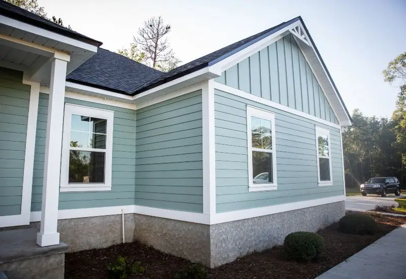 House with James Hardie energy saving siding